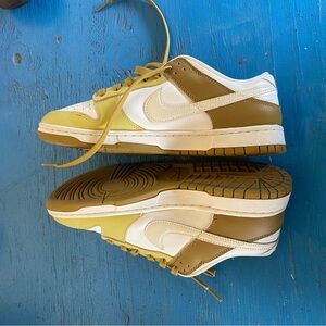 Nike White and Tan Sneakers Dunk Low Sneakers